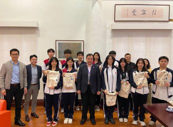Visit by the Round Square school, Shenzhen (Nanshan) Concord College of Sino-Canada - Photo - 3
