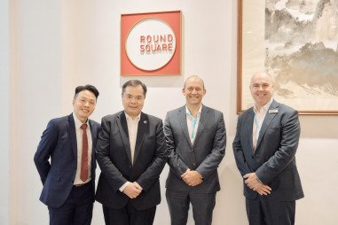 Visit by Redlands School - Photo - 1