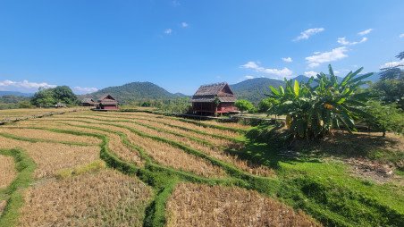 Eco Dormitory Service-Learning Programme in Laos - Photo - 1
