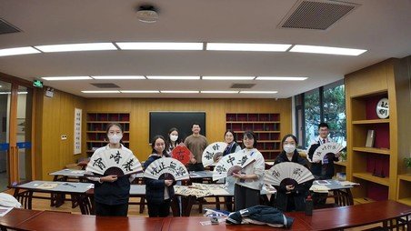 上海復旦大學附屬中學 - Photo - 2